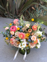 Load image into Gallery viewer, 'I Love You Mom!' Mothers Day Arrangement